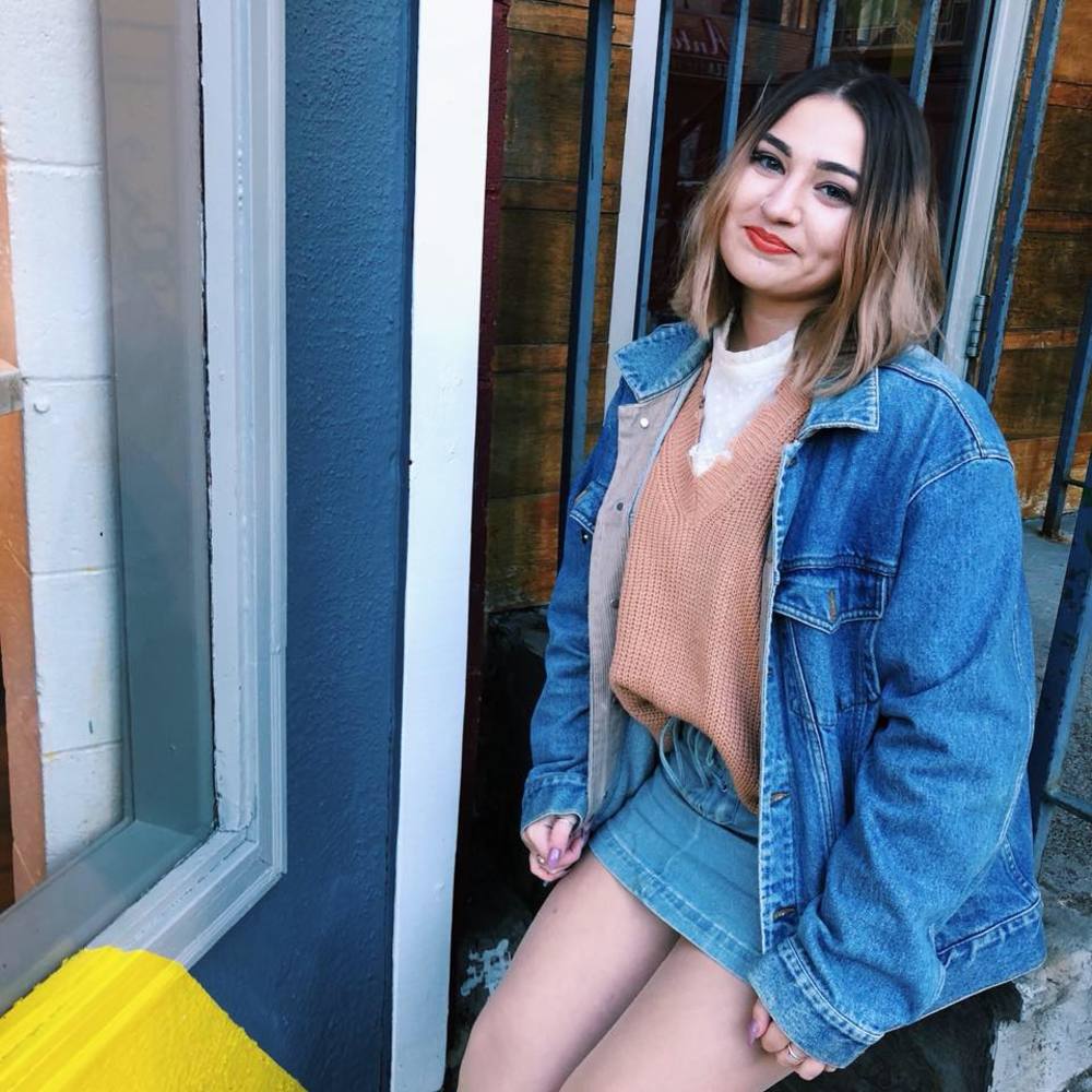 Meet your Posher, Olive